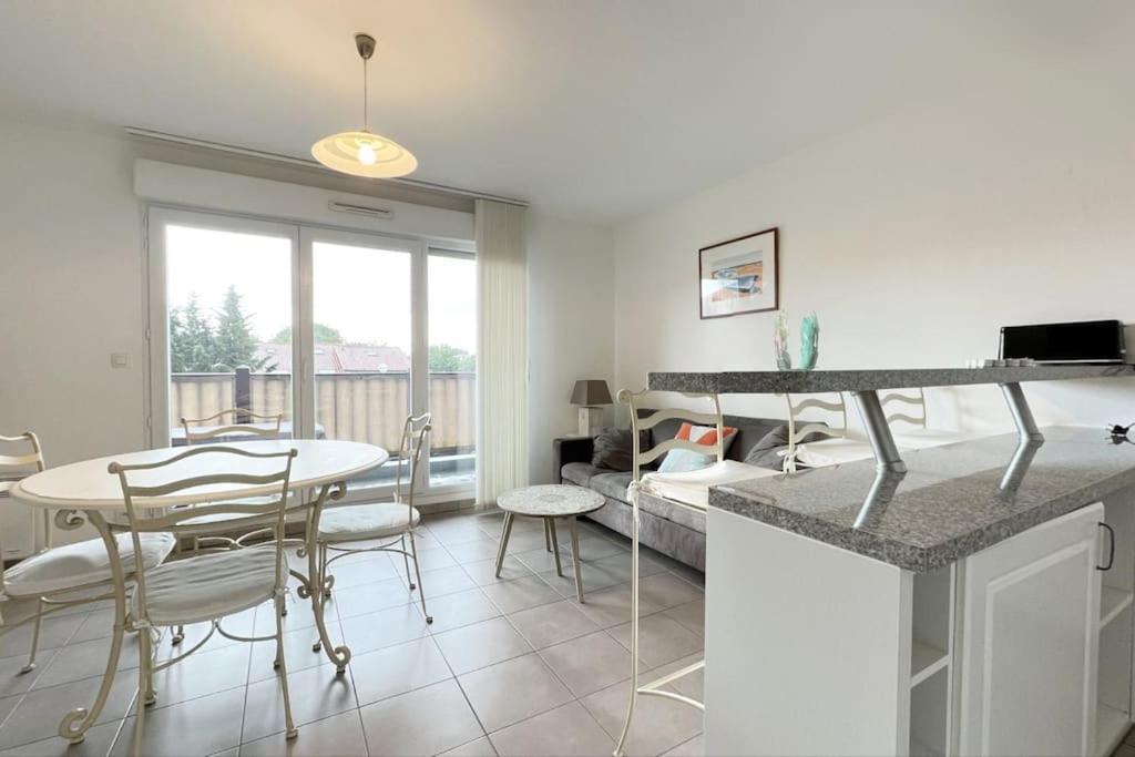 Apartament T2 4 Couchages A 2 Pas Du Bassin Gujan-Mestras Zewnętrze zdjęcie